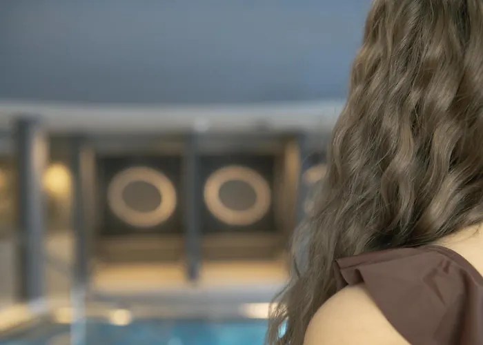 Aparthotel Familiaris - Family Apartments - Pools & Spa In Dolomites